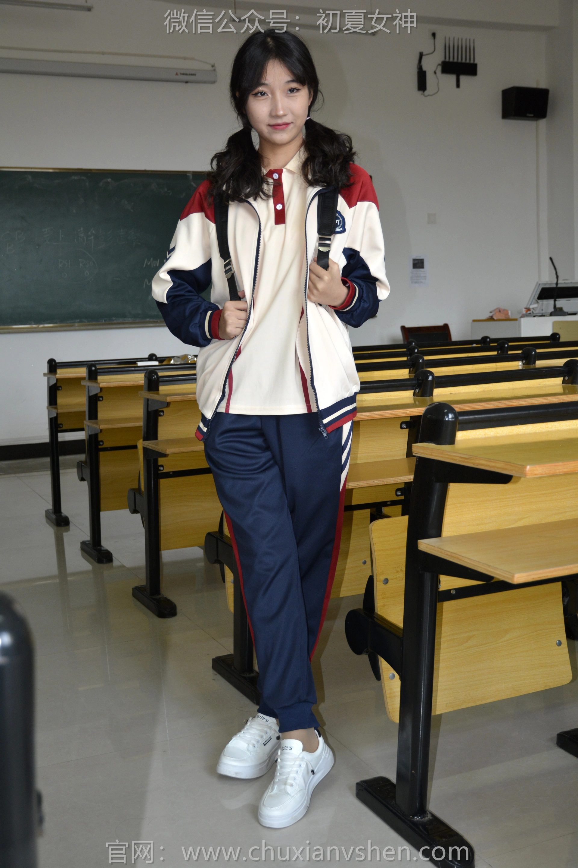 初夏女神 NO.116 点点 英伦风校服 2